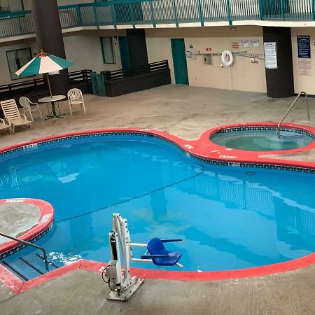 Motel 6 Savannah Ga Gateway & I95 Екстер'єр фото