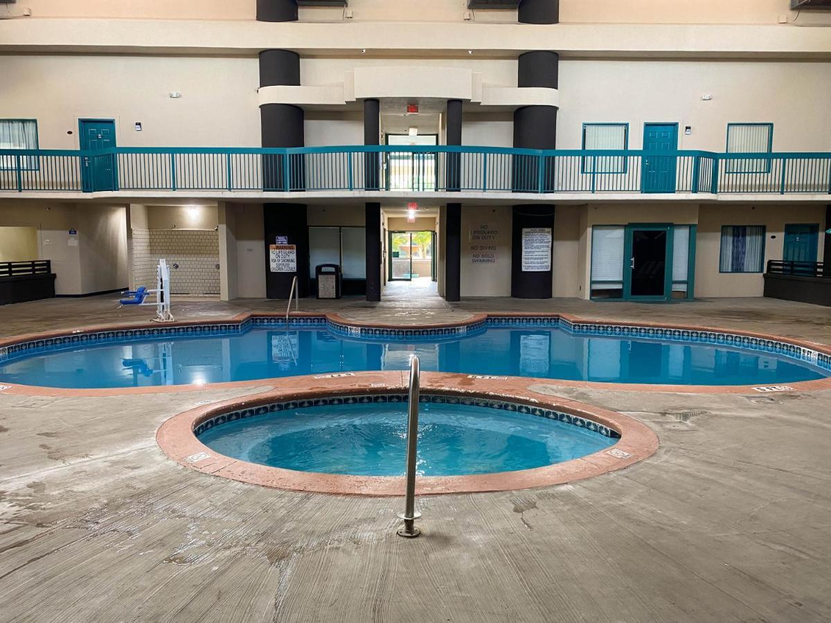 Motel 6 Savannah Ga Gateway & I95 Екстер'єр фото
