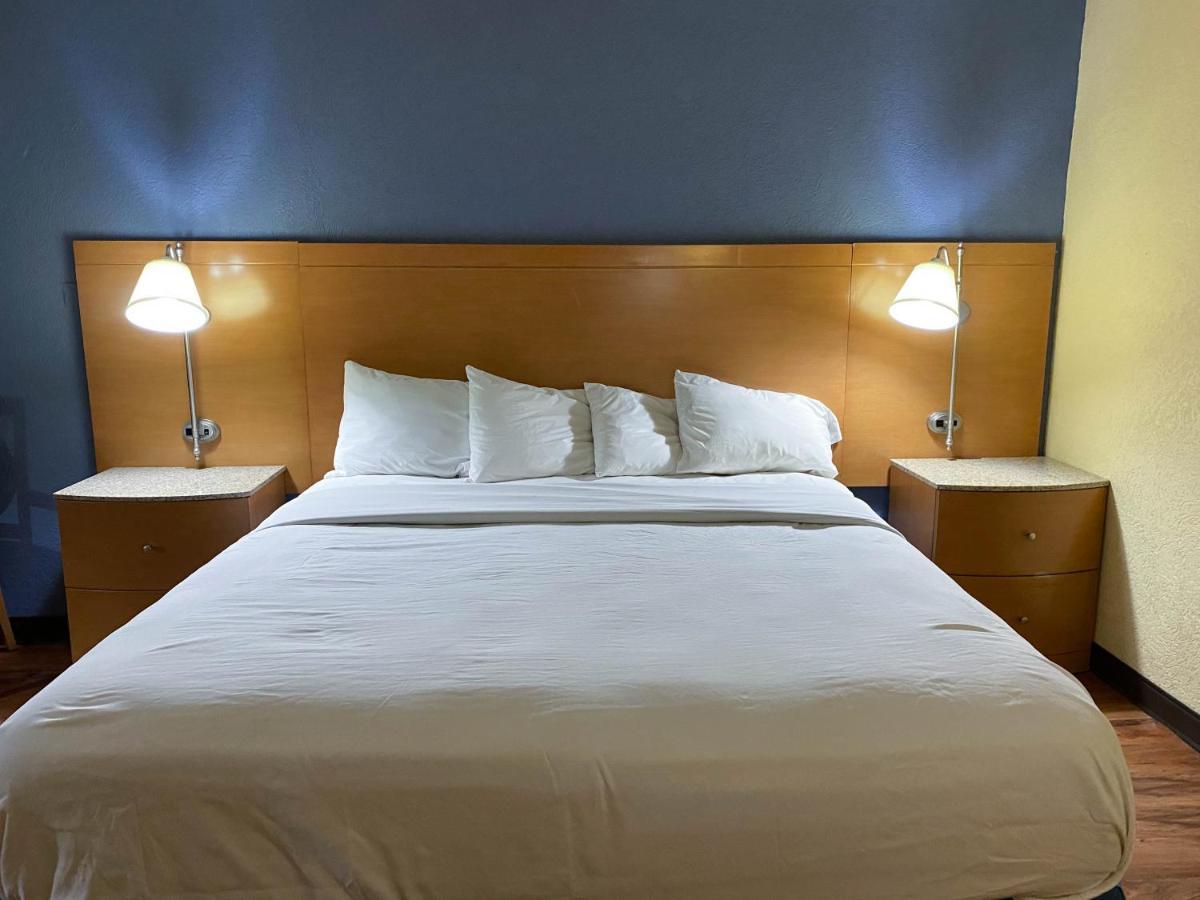 Motel 6 Savannah Ga Gateway & I95 Екстер'єр фото