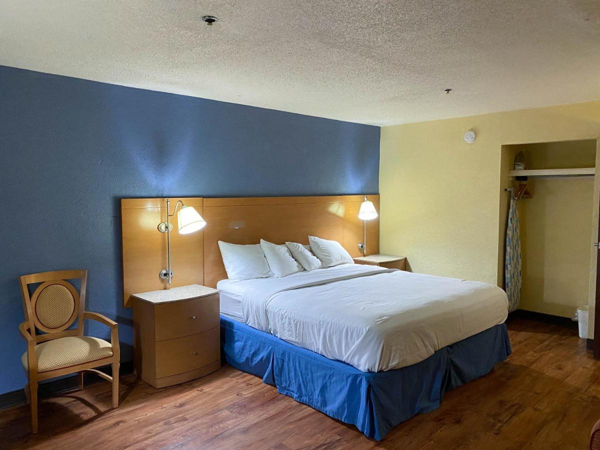 Motel 6 Savannah Ga Gateway & I95 Екстер'єр фото