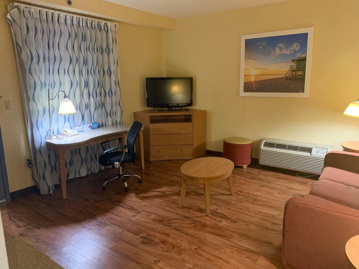 Motel 6 Savannah Ga Gateway & I95 Екстер'єр фото