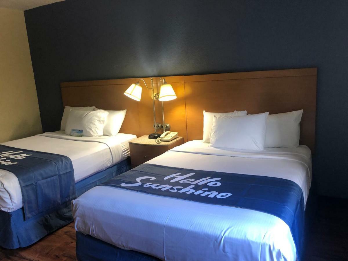Motel 6 Savannah Ga Gateway & I95 Екстер'єр фото